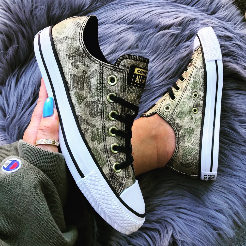 NEW!💚 CONVERSE WOMENS ALLSTAR LOWTOP SHIMMER CAMO